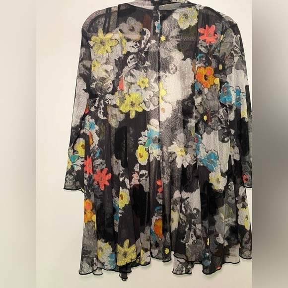Ali Miles sheer cardigan. Size Petite Large. Multicolored florals on bl… - Picture 6 of 6